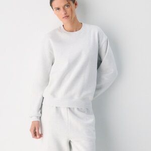 aritiza // cozy sweatfleece perfect crew sweatshirt